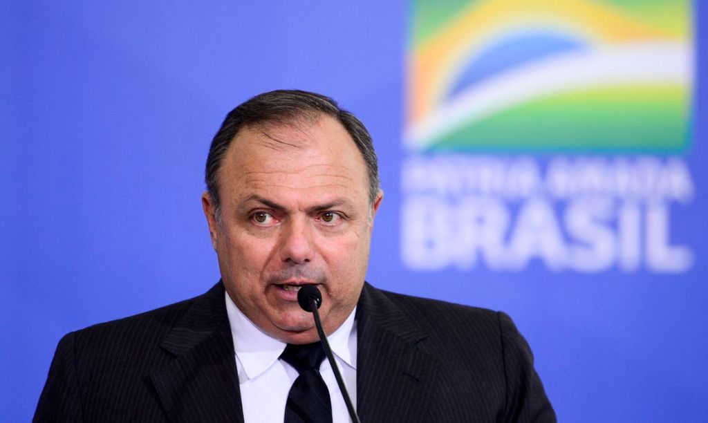 Ministério vai buscar vacina de excelência, diz Pazuello no&nbsp;Congresso