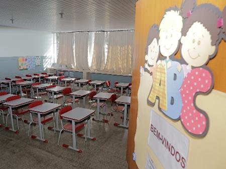 Governo de SP permitirá escolas abertas até na fase vermelha da&nbsp;pandemia