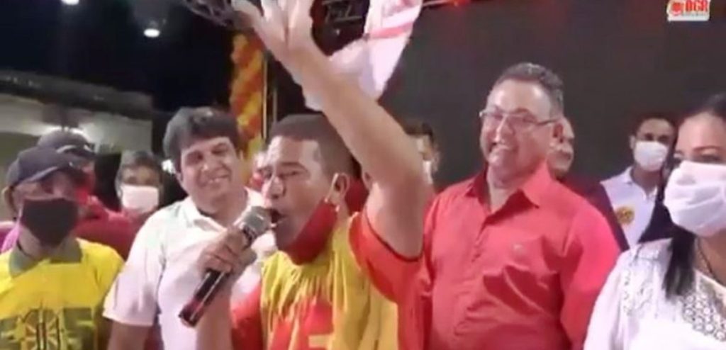 Uema emite nota de repúdio após ex-prefeito chamar surdos para&nbsp;discursar