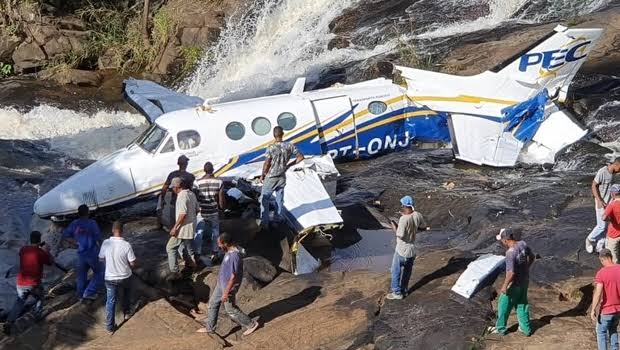 Marília Mendonça morre em queda de aeronave em&nbsp;MG