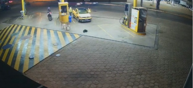 Câmeras de segurança flagram assalto a posto de combustível no retorno da&nbsp;UEMA