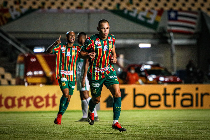 Sampaio defende permanência no G4 em duelo contra o&nbsp;Figueirense
