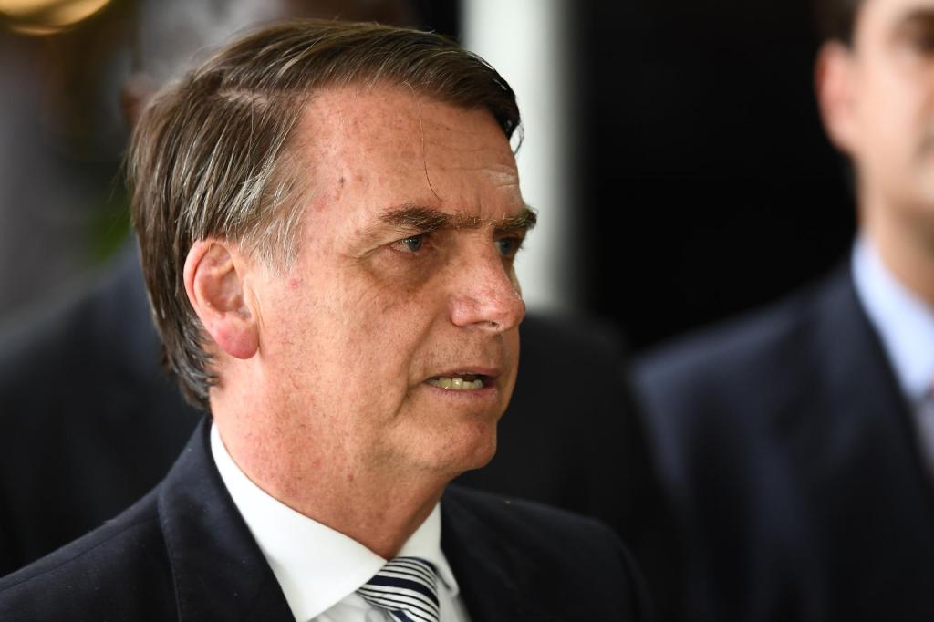 Bolsonaro: ‘Vamos ter problemas ano que vem’ caso país não adote o voto&nbsp;impresso