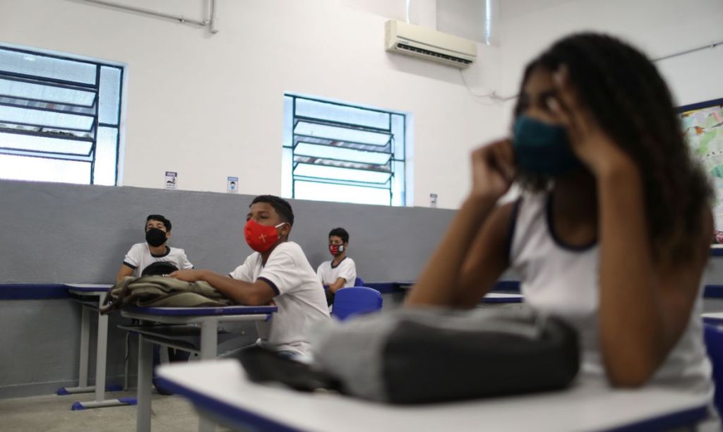 Metade dos pais não confia na segurança sanitária de escolas&nbsp;públicas
