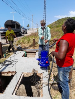 CAEMA instala nova bomba para melhorar o tratamento de esgoto no Calhau\Litorânea