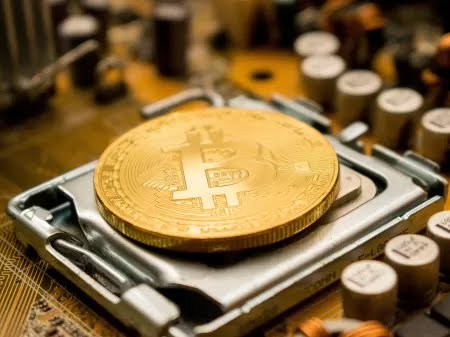 Mercado de criptomoedas supera a marca de US$ 3 trilhões pela 1ª&nbsp;vez