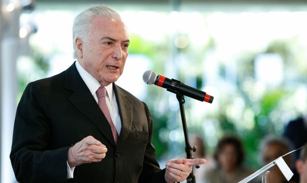 Justiça autoriza saída de Michel Temer do&nbsp;Brasil