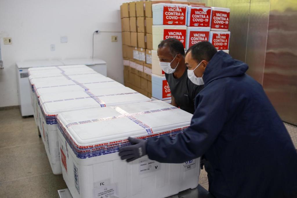 GOVERNO DO MARANHÃO RECEBE NOVAS DOSES DAS VACINAS CORONAVAC E&nbsp;ASTRAZENECA