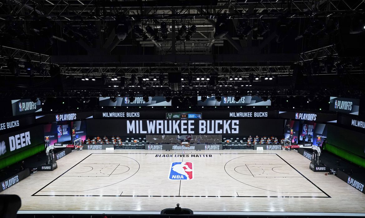 NBA chega a acordo para retorno de jogos dos playoffs no sábado