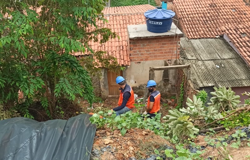 Defesa Civil de São Luís reforça cobertura de encosta em área de risco no&nbsp;Itaqui-Bacanga