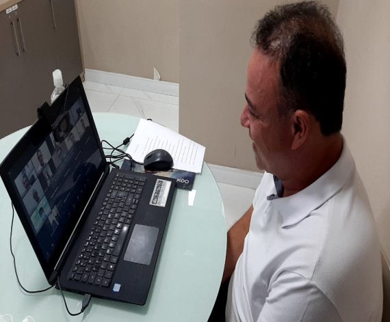 Diretoria da Famem se reúne com Flávio Dino para discutir combate à&nbsp;covid-19