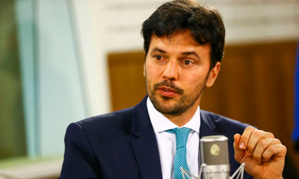 Ministério entrega à Presidência projeto de privatização dos&nbsp;Correios