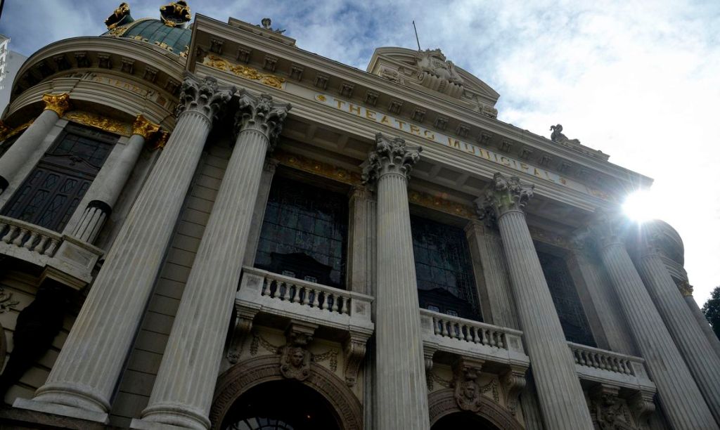 Theatro Municipal mostra o que são óperas, balés e&nbsp;concertos