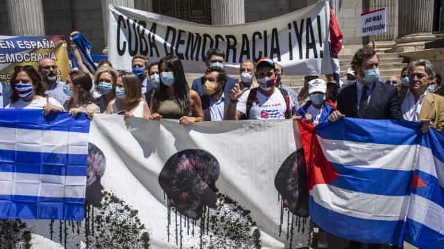 Líder de Cuba culpa ‘deliquentes’ e youtubers contrários ao regime por protestos na&nbsp;ilha