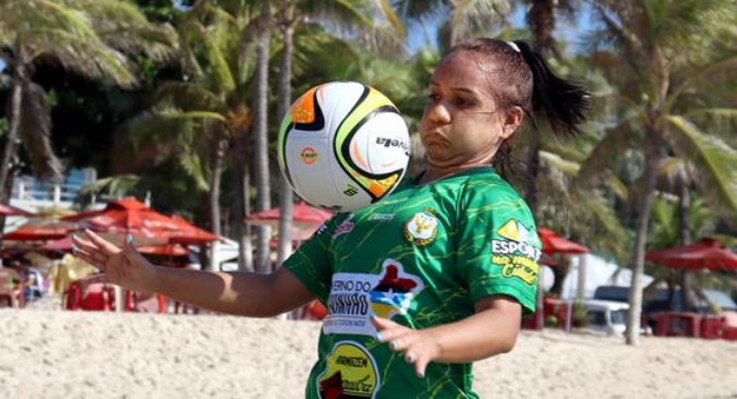 Brutos e RAF 07 disputam o título do Fut7 Beach Feminino neste sábado&nbsp;(14)