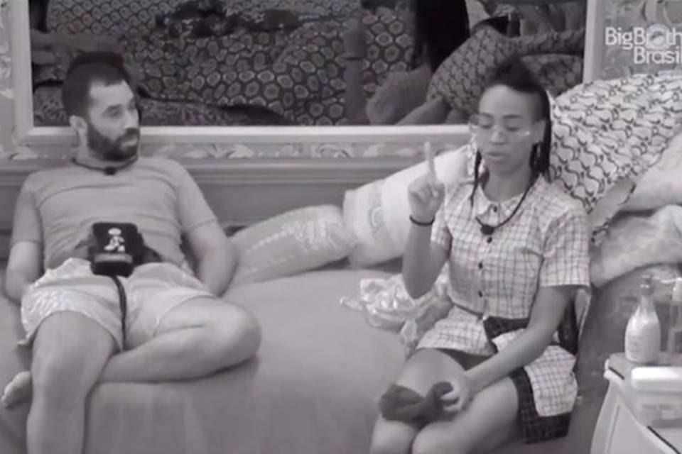 BBB21. Karol Conká fala absurdo de Juliette e Globoplay desliga&nbsp;transmissão