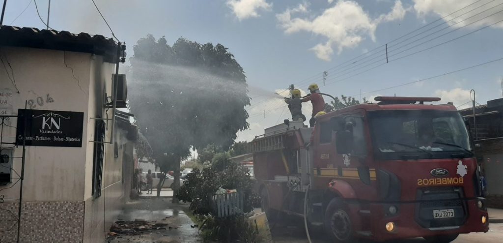 Casa de Sargento da PM pega fogo em&nbsp;Chapadinha