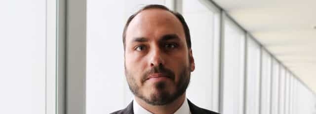 Quebra de sigilo em investigação sobre Carlos atinge ex-mulher de&nbsp;Bolsonaro