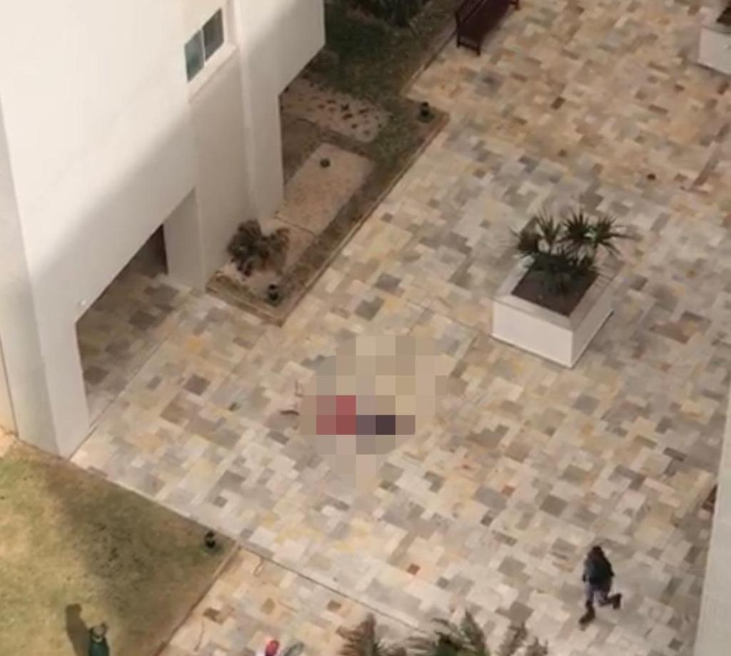 Urgente! Homem acaba de se atirar do alto do Condomínio Farol da&nbsp;Ilha