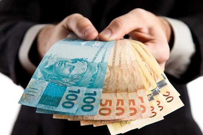 7 mudanças para fazer na sua vida financeira nos próximos&nbsp;meses