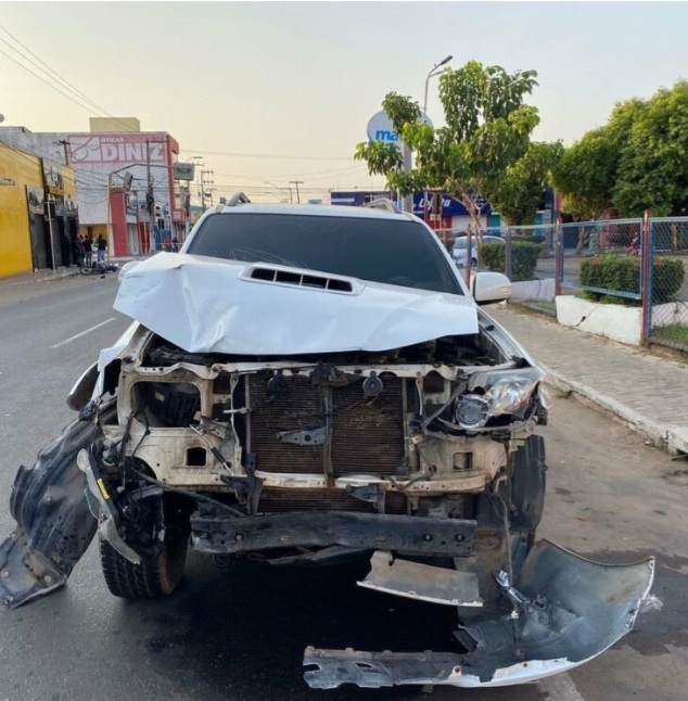 Acidente deixa casal gravemente ferido em&nbsp;Imperatriz