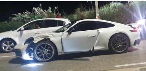 Motorista de carro Porsche avaliado em R$ 400 mil causa acidente na Avenida&nbsp;Litorânea
