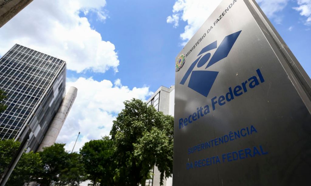 Receita abre amanhã consulta ao lote residual de restituição do&nbsp;IRPF