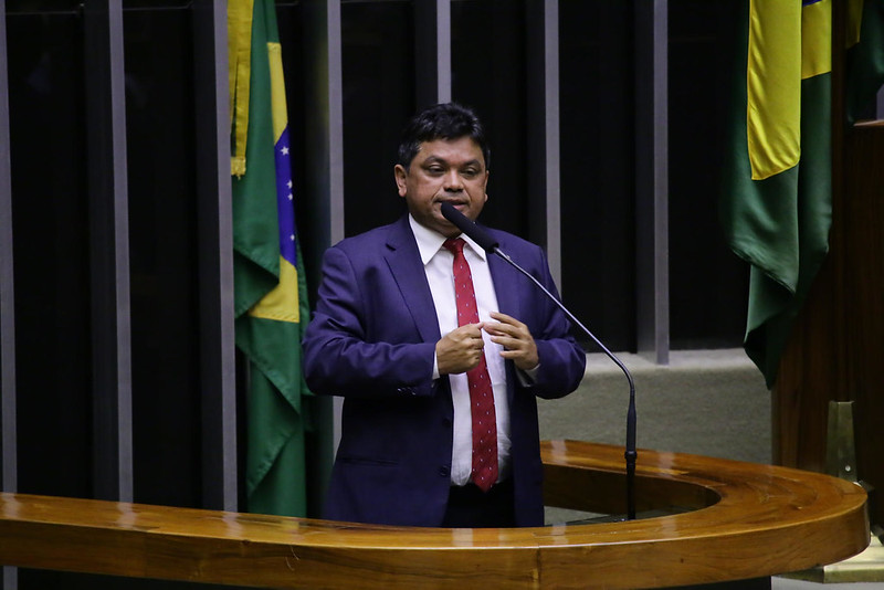 “Marca da irresponsabilidade”: deputado denuncia baixa execução do orçamento no combate à&nbsp;crise