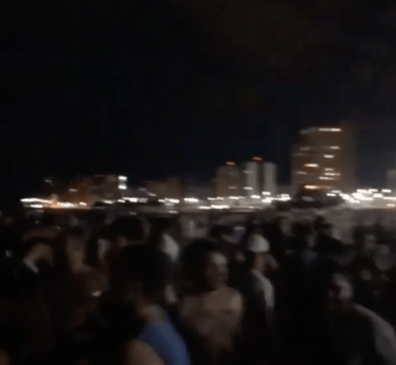 Posto A, na Península, tem fim de semana com samba e&nbsp;aglomeração