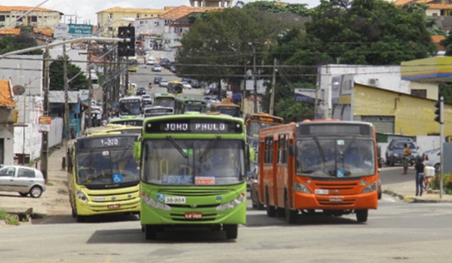 Motoristas e cobradores da empresa Matos paralisam as atividades nesta&nbsp;manhã