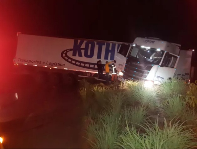 Motorista de carreta sofre infarto e morre enquanto dirigia na BR-010 no&nbsp;MA