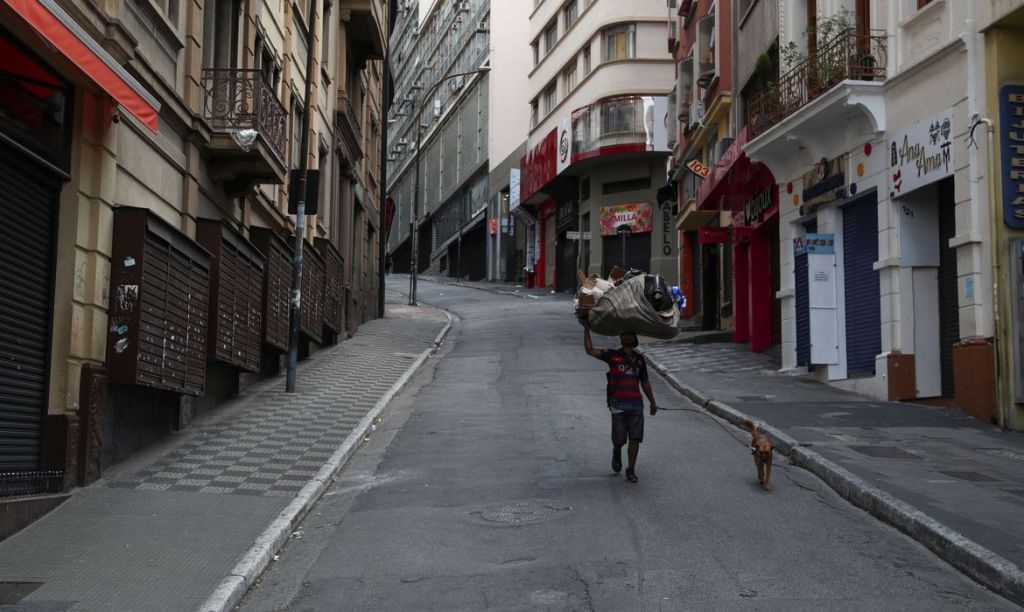 Governo libera R$ 1 bi para acolhimento de moradores de&nbsp;rua
