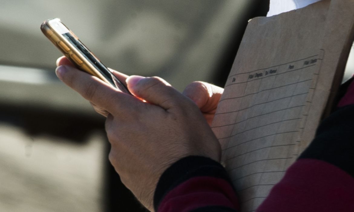 Em 2021, 82% dos domicílios brasileiros tinham acesso à internet