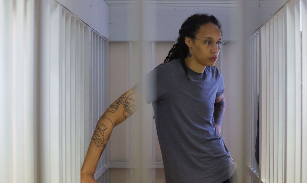 Brittney Griner é condenada a nove anos de prisão na&nbsp;Rússia