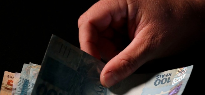 Caixa libera abono salarial para trabalhadores nascidos em&nbsp;agosto