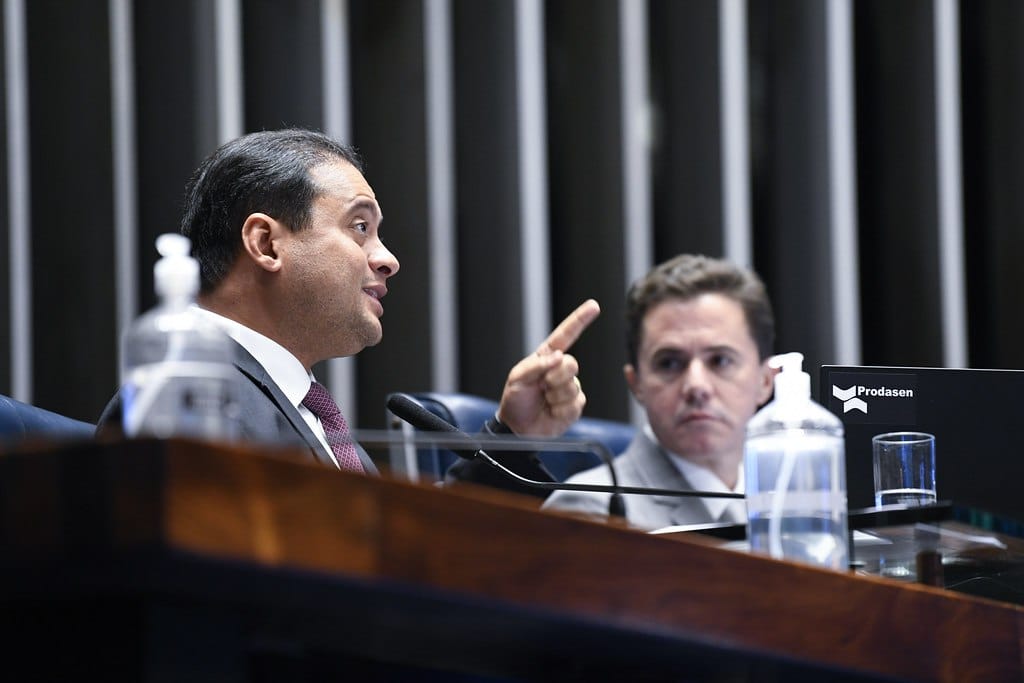 Aprovação do Auxílio Brasil permanente é um avanço, diz Weverton que presidiu a&nbsp;sessão