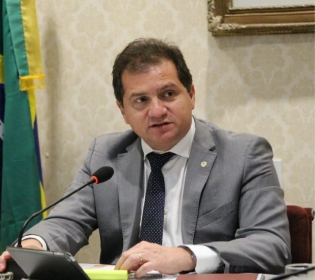Simplício Araújo critica a forma como tem sido feitos os acordos políticos no&nbsp;Maranhão