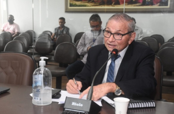 Vereador Chico Carvalho faz esclarecimentos sobre andamento da CPI do&nbsp;Transporte
