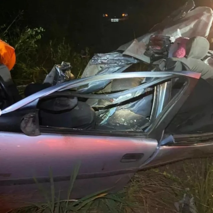 Seis pessoas morrem após colisão entre carro e caminhão na BR-135, no&nbsp;Maranhão