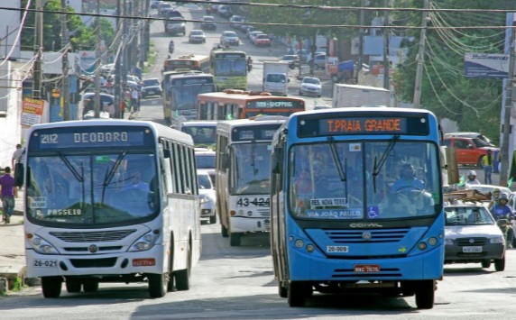 Greve dos rodoviários  continua após nova reunião com Sindicato dos Empresários terminar sem&nbsp;acordo