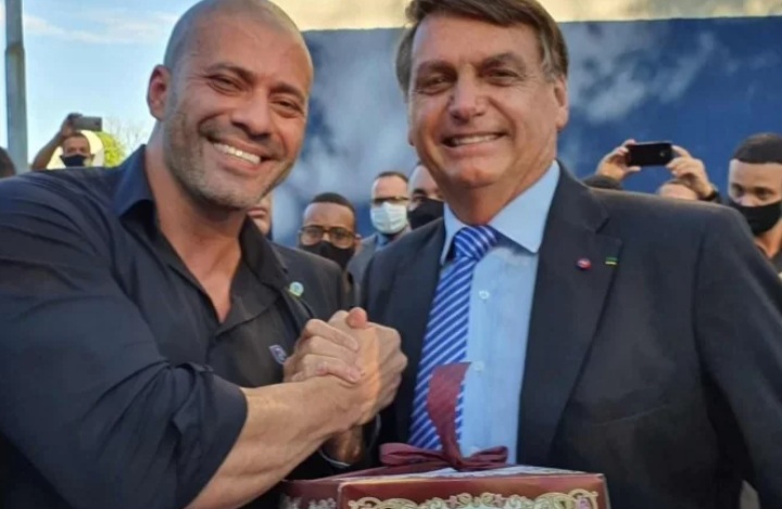 Bolsonaro concede indulto a deputado federal Daniel&nbsp;Silveira