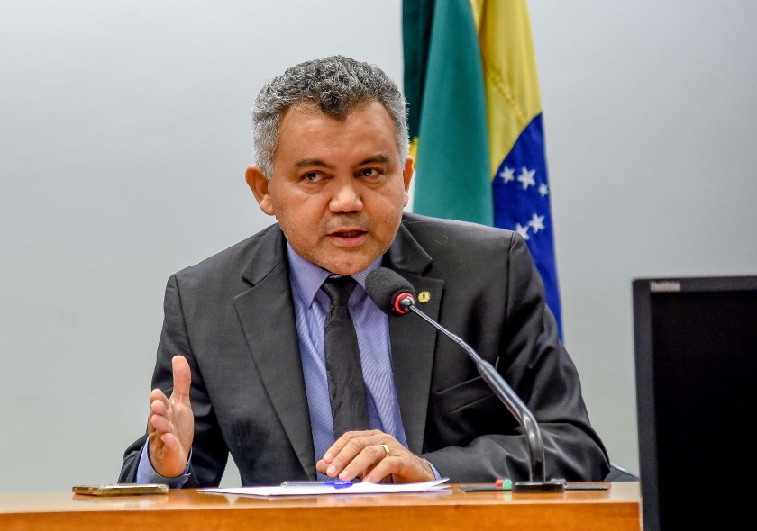 Deputado federal Cléber Verde compra parte da TV&nbsp;Guará