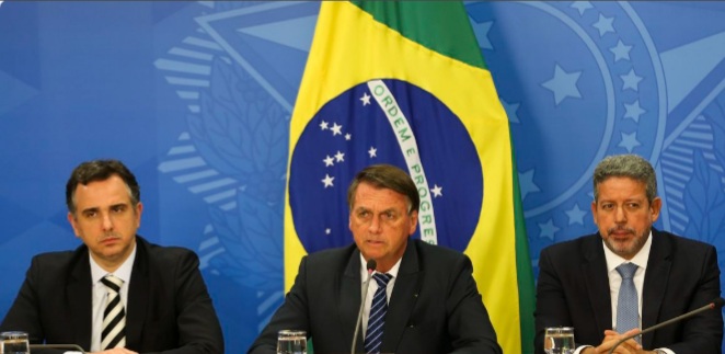 Bolsonaro propõe ressarcir estados em troca de ICMS&nbsp;zero