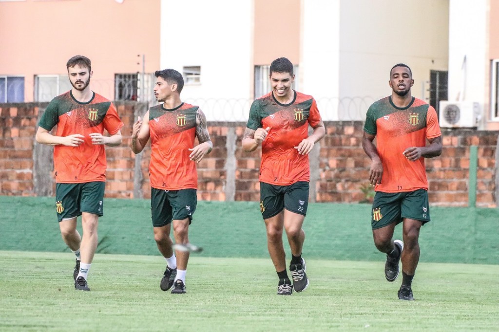 Sampaio volta aos treinos e já se articula para encarar o&nbsp;Ituano