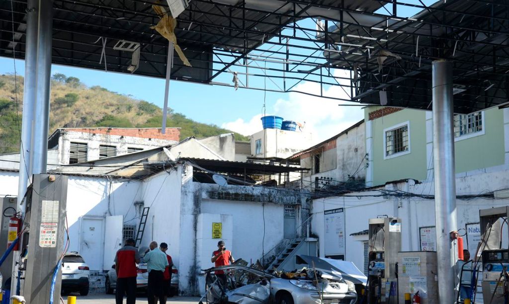 Morre motorista de carro que explodiu em posto no&nbsp;Rio