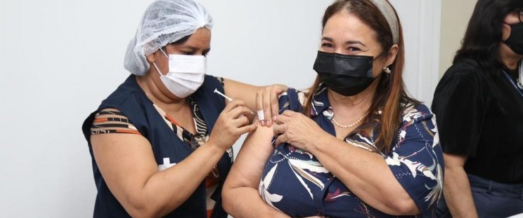 Governo incentiva vacinação da quarta dose contra a&nbsp;Covid-19