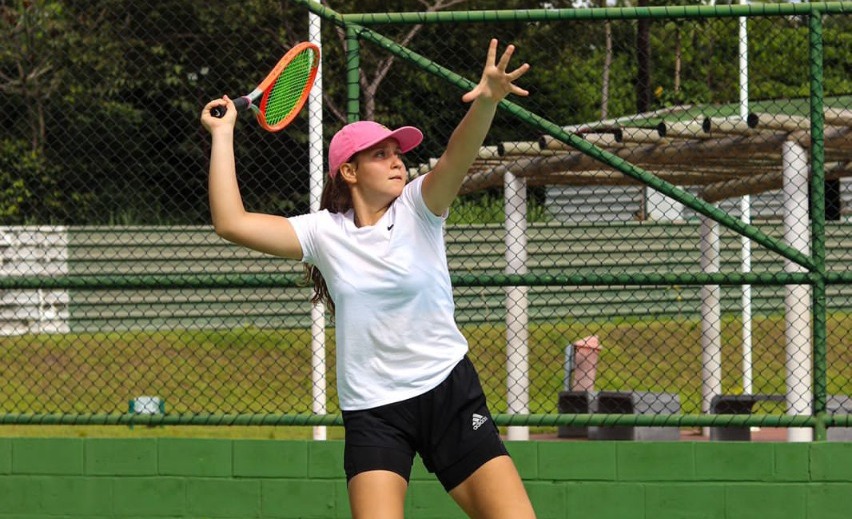 Maranhense Bruna Liotto faz semifinal de duplas no Sulamericano de&nbsp;Tênis