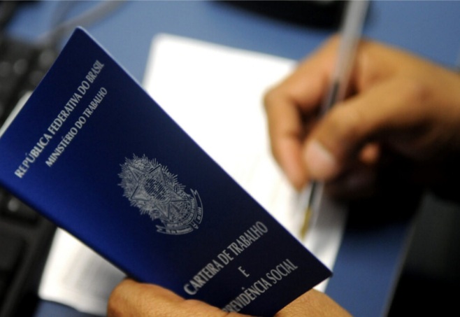 Brasil criou 196,9 mil empregos com carteira assinada em abril, aponta&nbsp;Caged