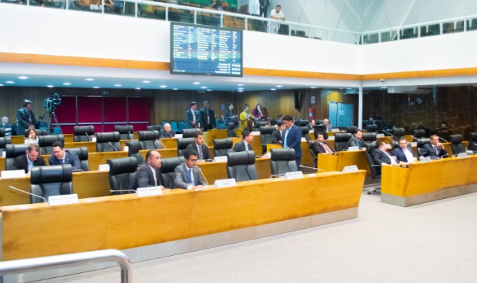 CCJ da Assembleia aprova MPs sobre reforma administrativa e ampliação de prazo para renegociar&nbsp;ICMS