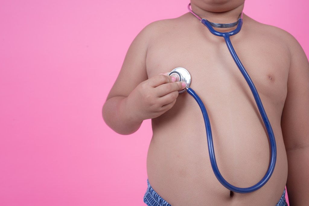 Obesidade infantil: consumo de alimentos ultraprocessados comprometem a saúde de crianças e adolescentes 